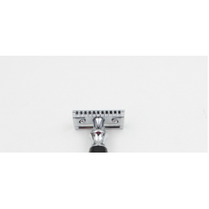 Manual Black Resin Handle Men's Manual Shavers
