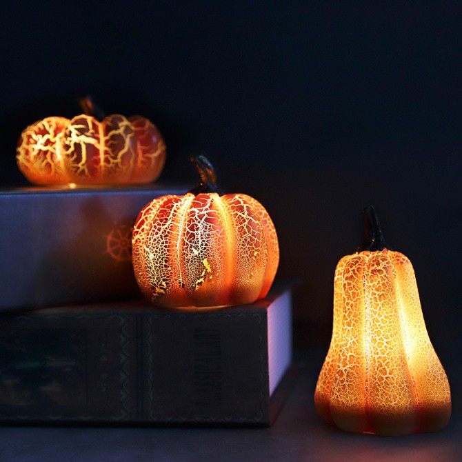 Halloween LED Pumpkin Lantern – Luminous Resin Decor