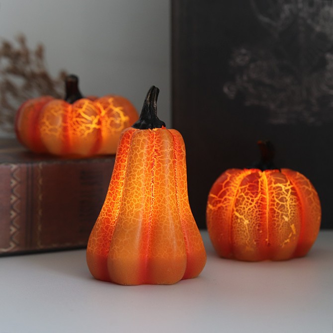 Halloween LED Pumpkin Lantern – Luminous Resin Decor