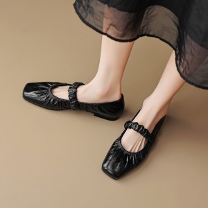 Flat Pleated Sheepskin Square Head Ankle-strap Shoes