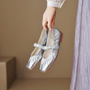 Flat Pleated Sheepskin Square Head Ankle-strap Shoes