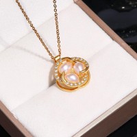 Fashion Design Rotating Pearl Flower Necklace