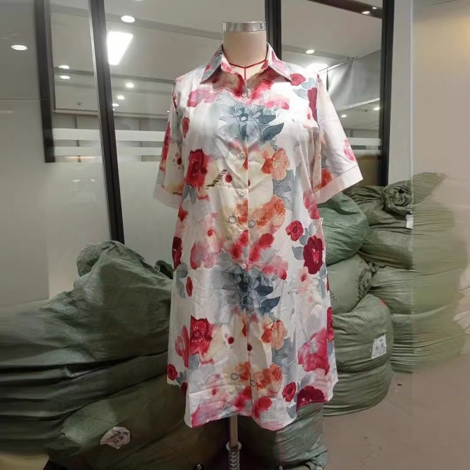 Women's Fashionable Watercolor Little Flower Printed Pocket Shirt Dress