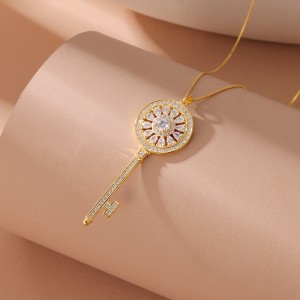 S925 Sterling Silver Key Diamond studded Necklace
