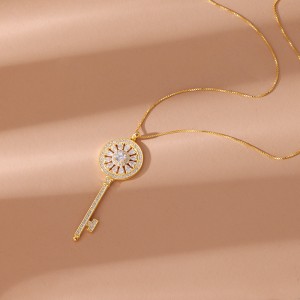 S925 Sterling Silver Key Diamond studded Necklace