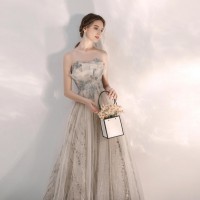 Spring and summer long banquet evening dress