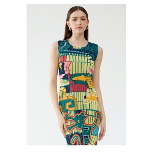 Summer Elegance Slim Fit Round Neck Pleated Casual Style Dress