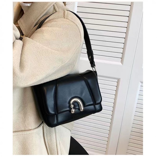 High grade Exquisite interest Shoulder Bag Rhombus Underarm