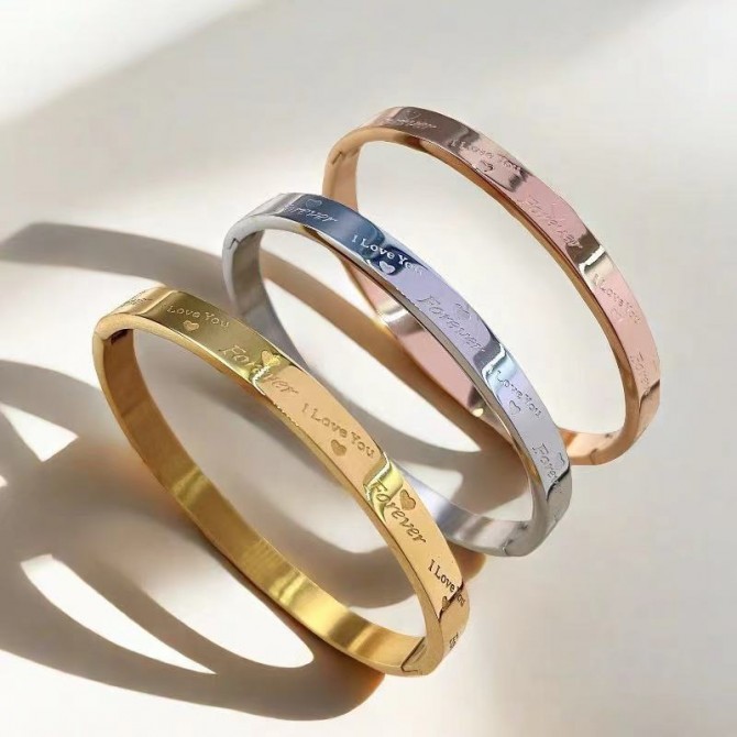 Women's Niche Stainless Steel Bracelet Does Not Fade