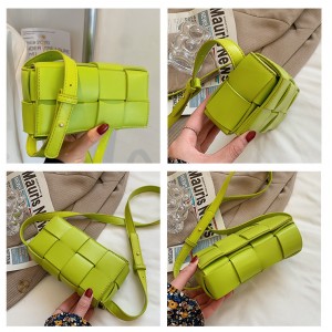 All-match Shoulder Bag Handmade Woven Small Square Bag