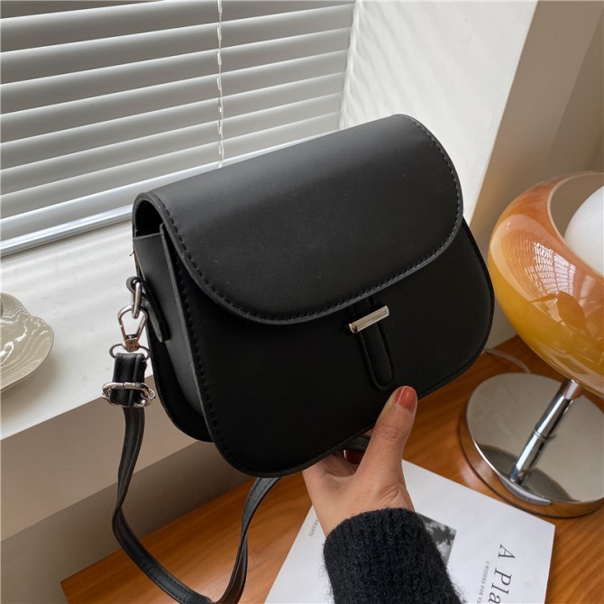 Women's All-match One Shoulder Saddle Bag